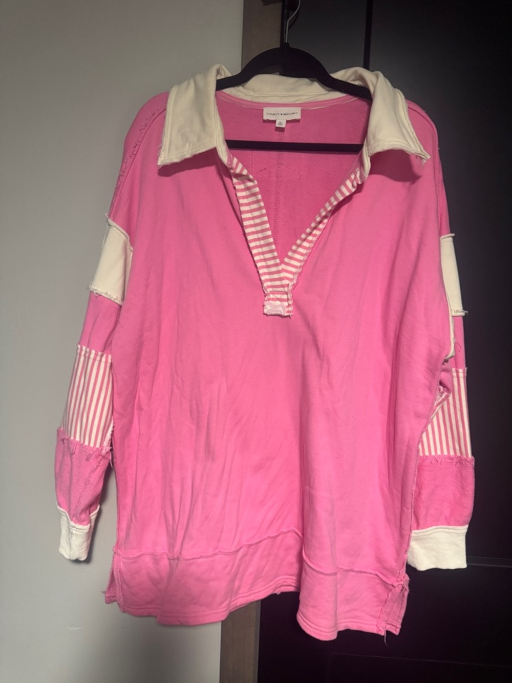 Lovely Melody Pink Pullover with Cream Collar